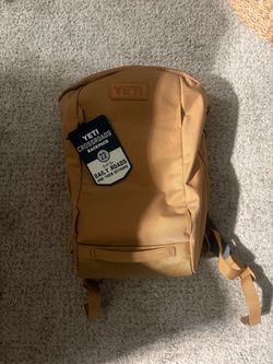 YETI Crossroads 22L Backpack BRAND NEW