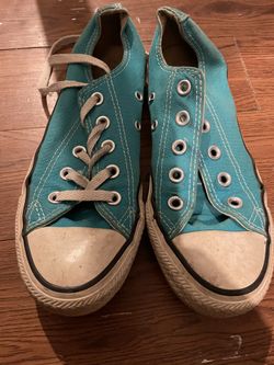 Converse Men’s Size 4  