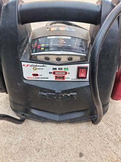 Jump starter/Compressor