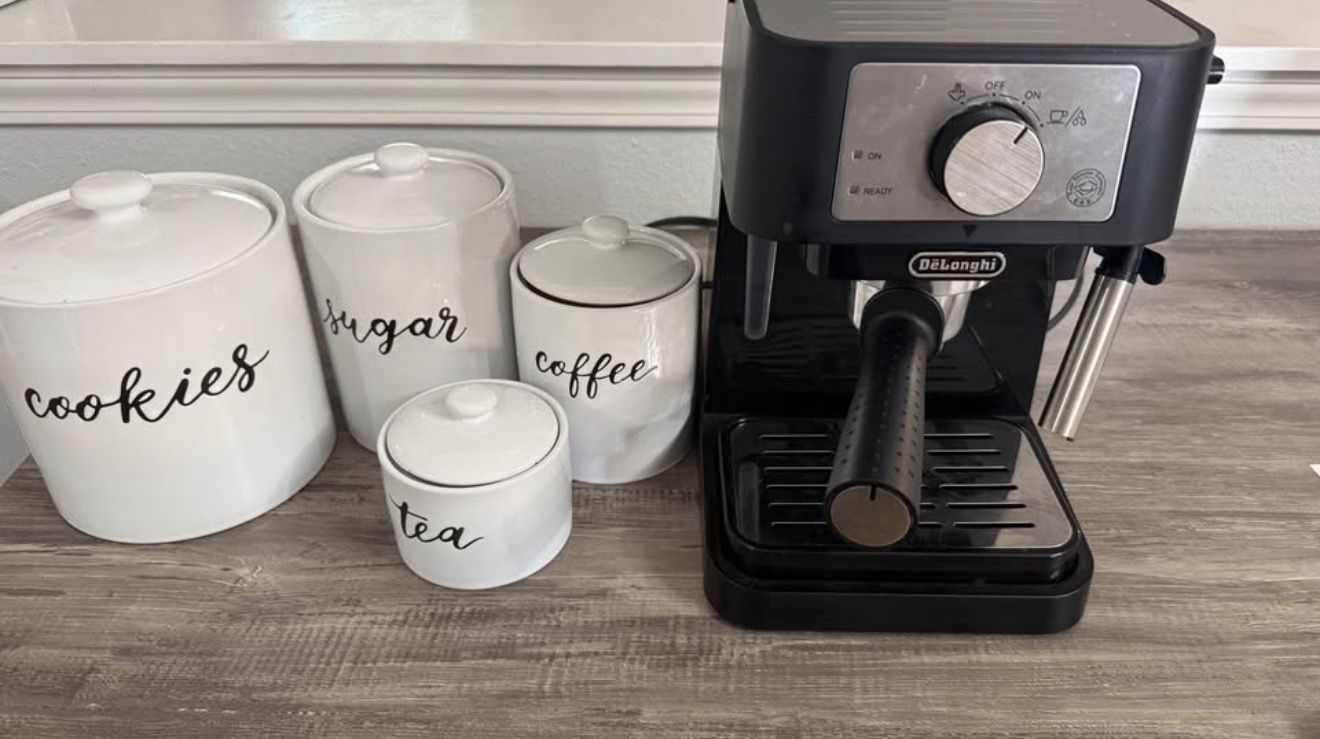 Expresso Machine And Container Set