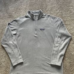 Patagonia Gray Sweater Long Sleeve 1/4 Zip Fleece Sweater