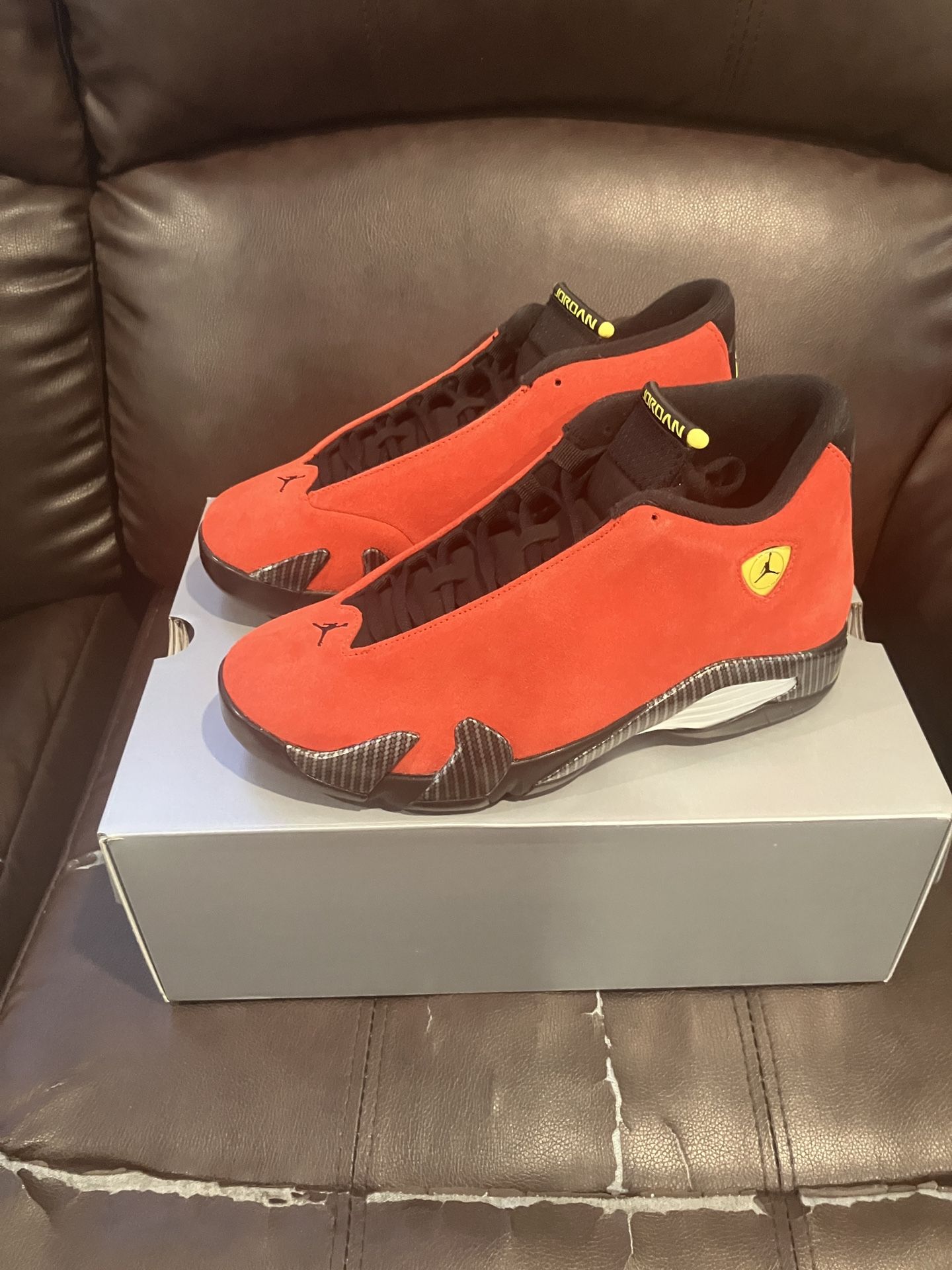 Nike Air Jordan 14 Retro Ferrari Size 9