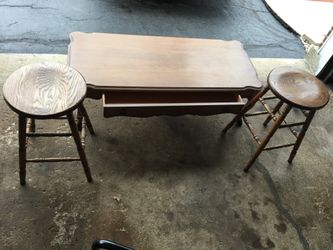 Coffee Table/Bar Stools
