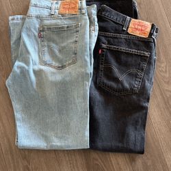 Levi’s Pants 