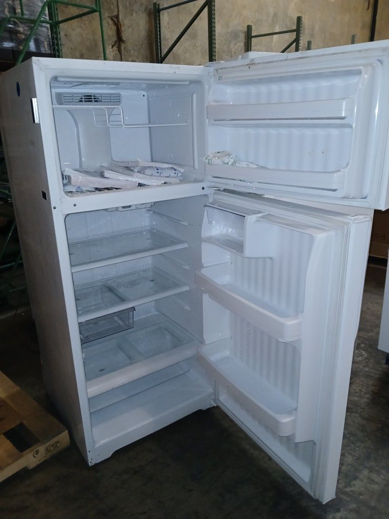 GE Refrigerator/Freezer
