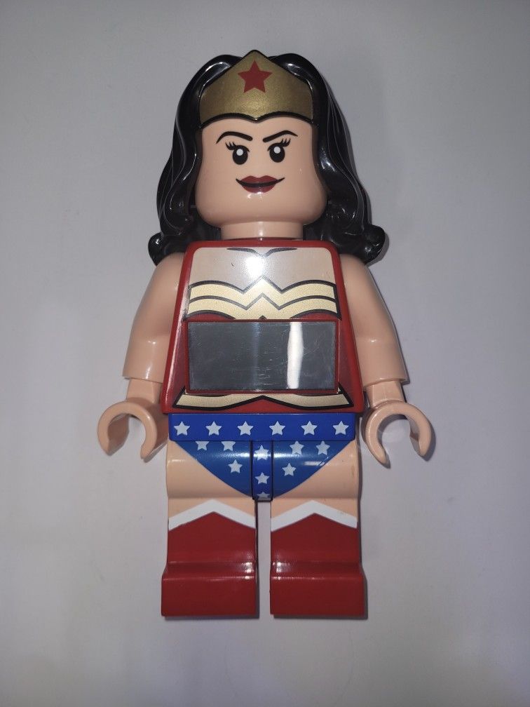 Lego Marvel Wonder Women Alarm Clock Works Needs Batteries 