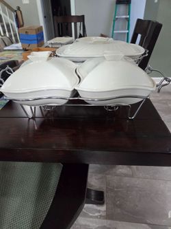 6 piece ceramic buffet and serving set in excellent condition.