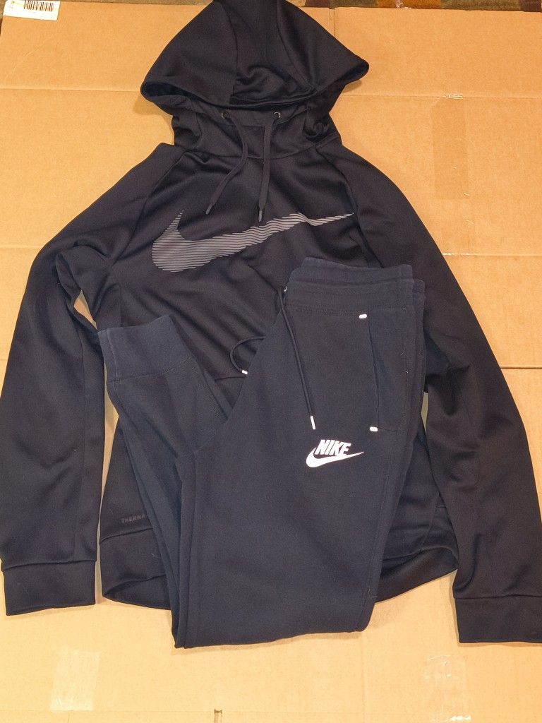 Nike Track and Field Hoodie & Sweats Both Black Shirt Size Small Pants Size X-Small
Both are in good condition some fading with no major defects