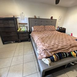 California King Bedroom Set **No Mattress”