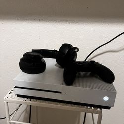 Xbox One S 