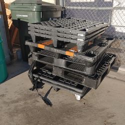 Plastic Pallets
