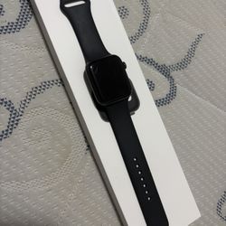 Apple Watch SE 44mm