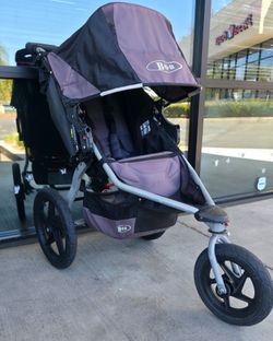 BOB Revolution jogging stroller