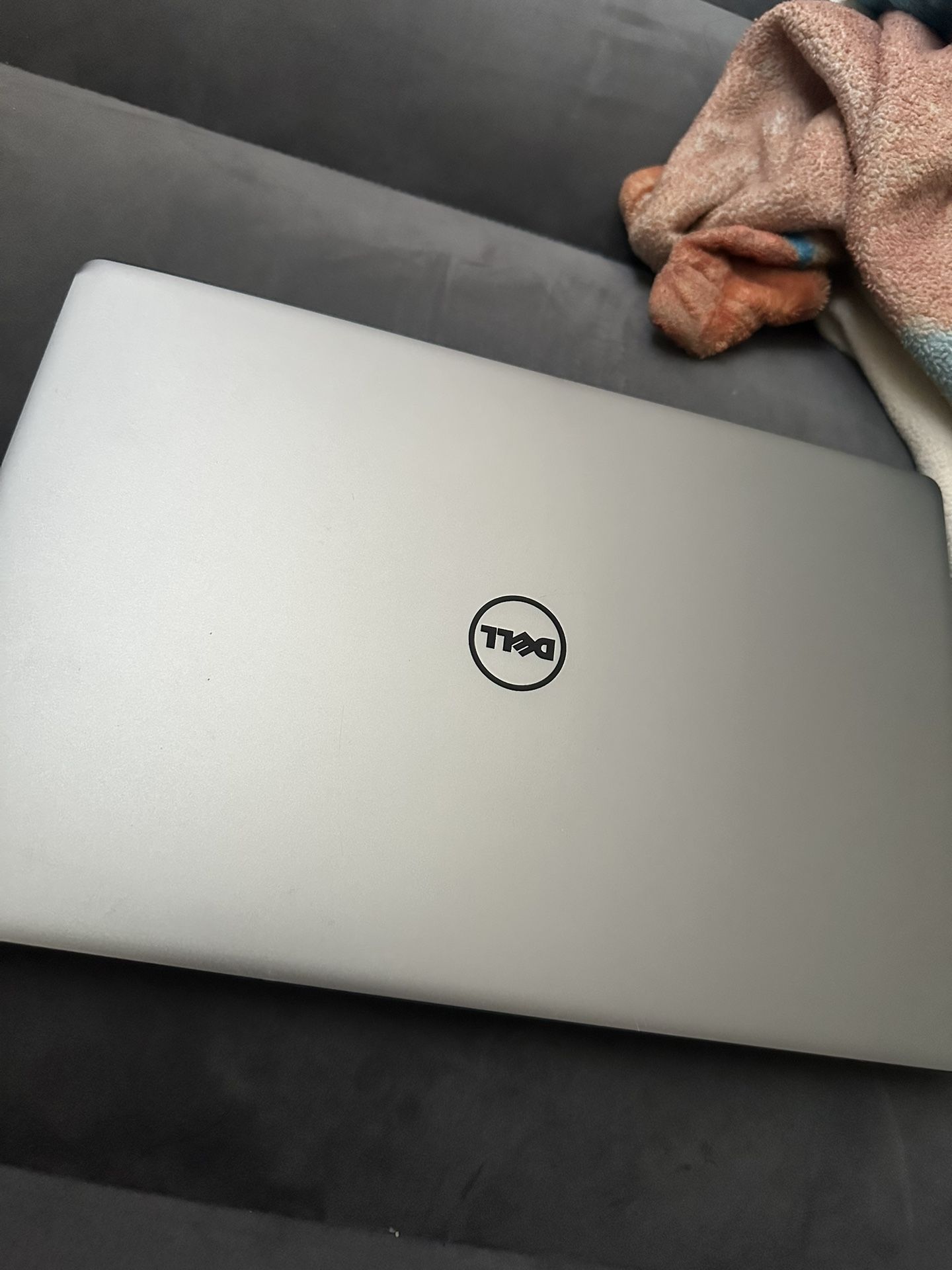 Dell touchscreen laptop