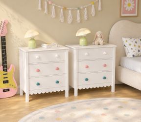White Nightstand, 27.56" Wide 3 Drawer Night Stand for Bedroom, Cute Scalloped Dresser Bedside Table for Bedroom, Hallway, Living Room