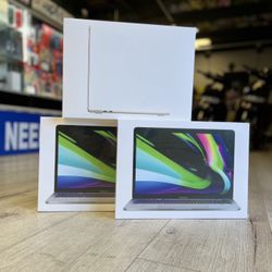MacBook Pro 13 inch & MacBook Air M2 Chip Available 