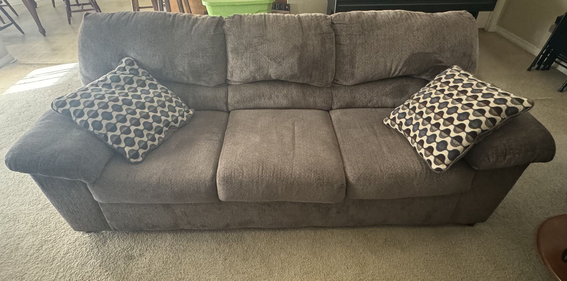 Ashley Furniture Pindall Sofa