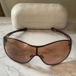 Designer Oakley Sunglasses With Case 
