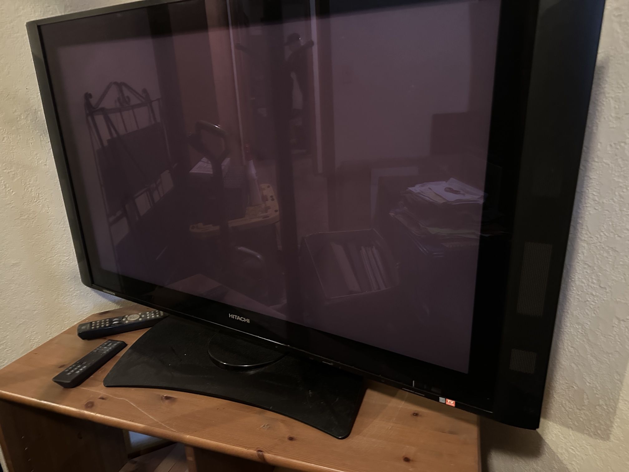 42” Hitachi Widescreen HDTV - FREE