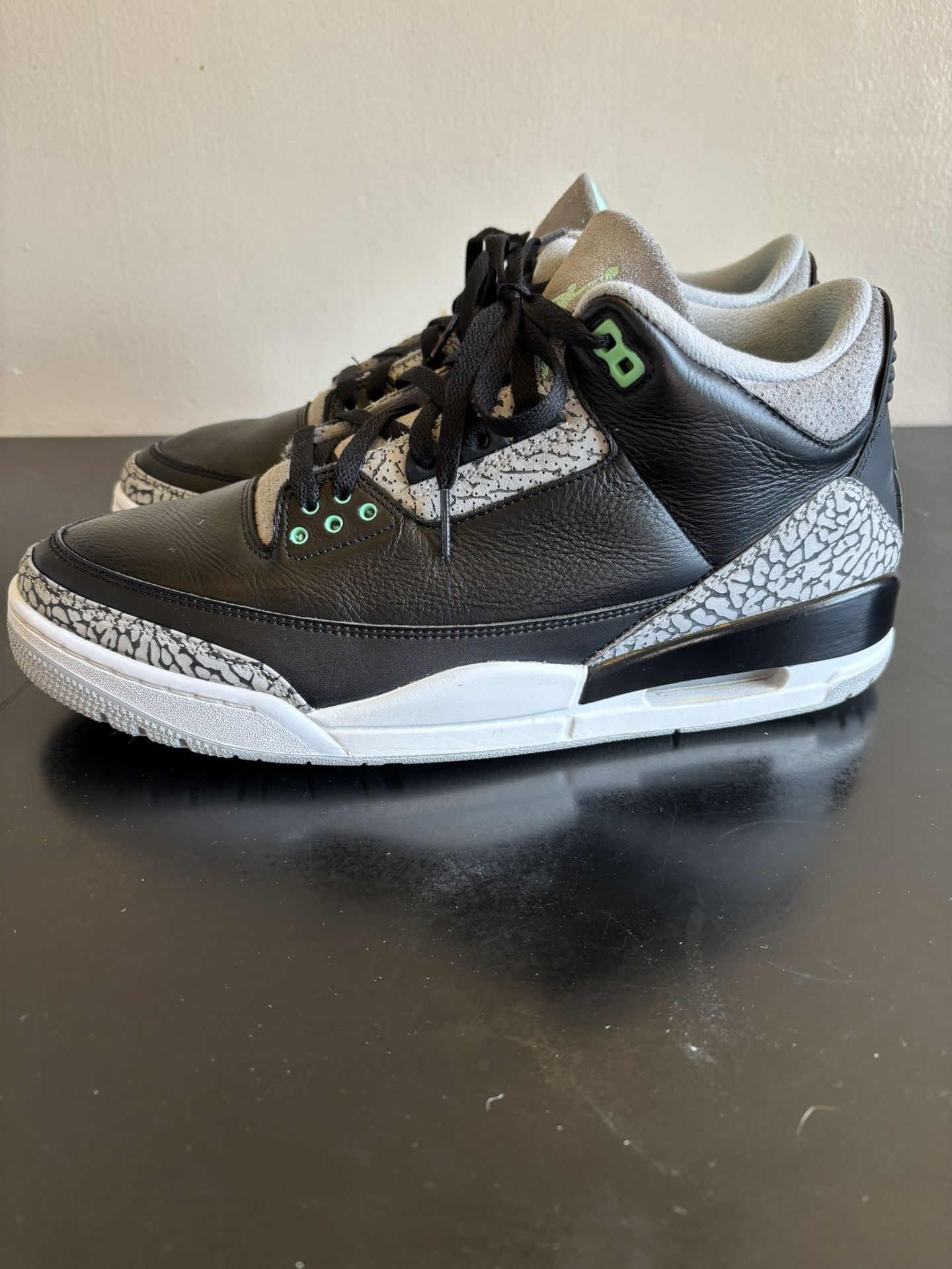 Jordan Retro 3 Green Glow (Sz 12)