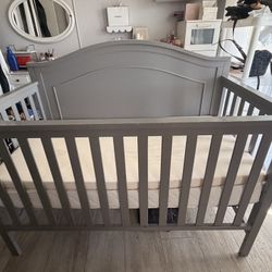 Baby Crib 