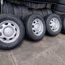 Ford F150 Wheels And Tires $190 Set Of Four 