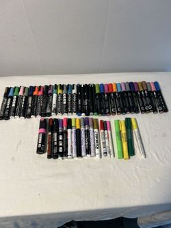 65 Pz  Like New Sharpie Creative Markers 