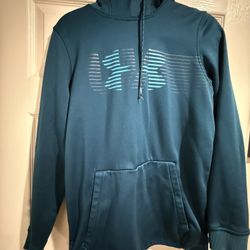 Under Armor Size M 