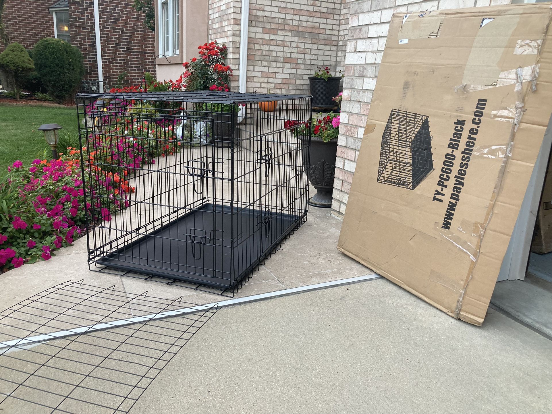 New Large 42” Dog Cage 
