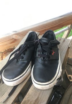 Toddler boys leather puma shoes