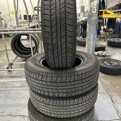 Bridgestone Dueler H/T 265/70R17 – 4Runner OEM Take-Off Tires