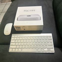 Mac Mini  1.4 GHZ  4GB 500 GB With Keyboard And Mouse 