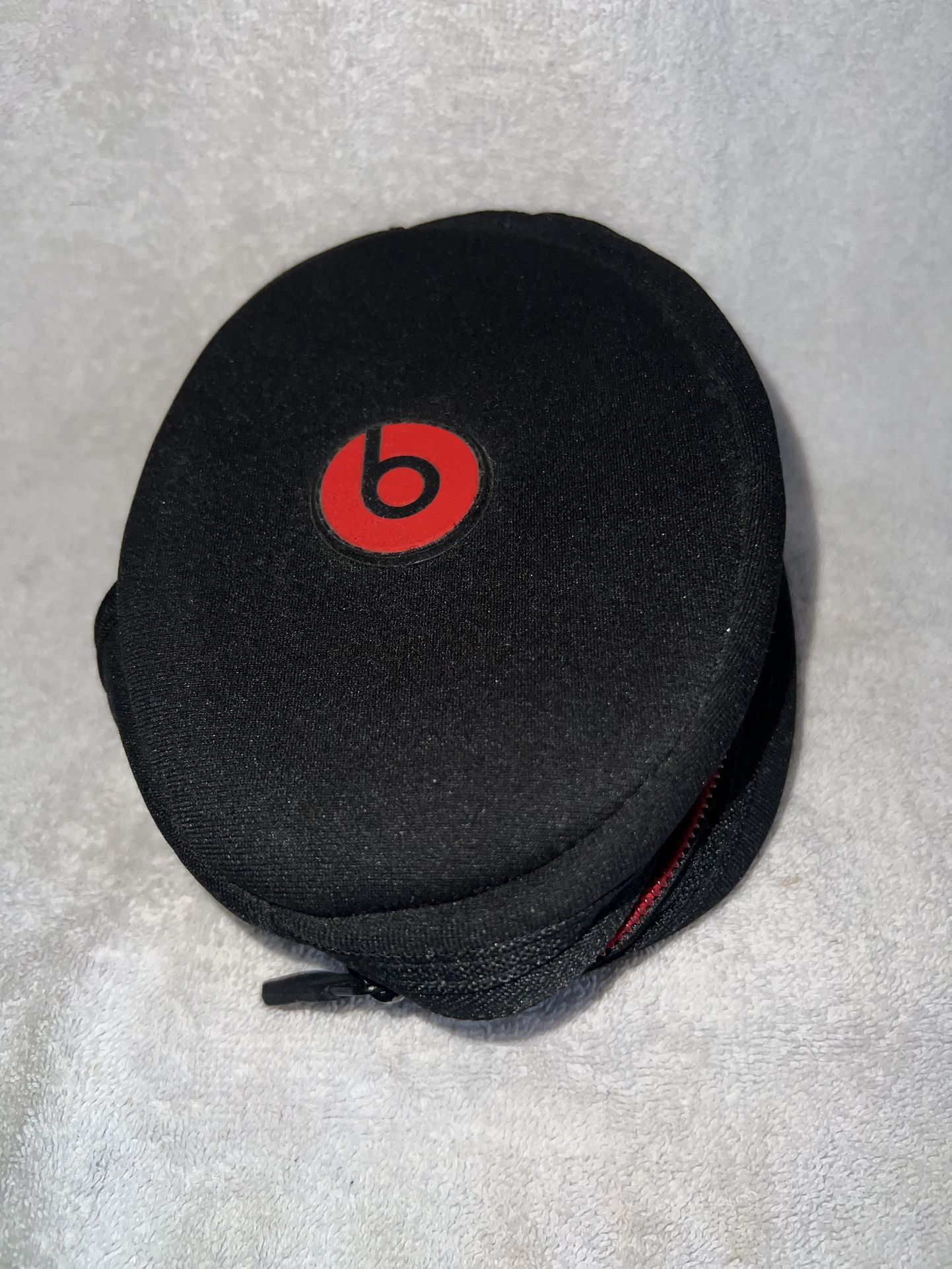 Beats By Dr. Dre Soft Zippered Neoprene Case