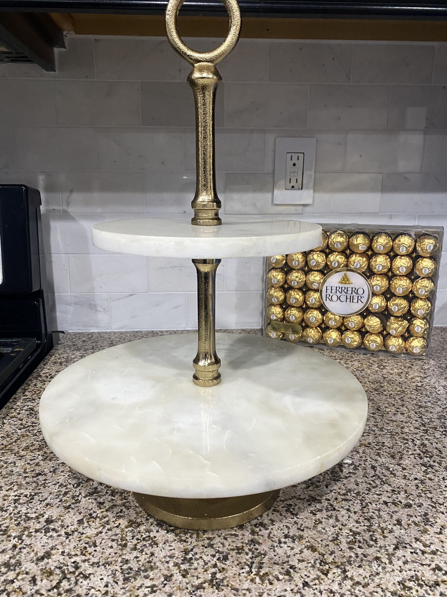 Two Tier Marble Cake Stand 
