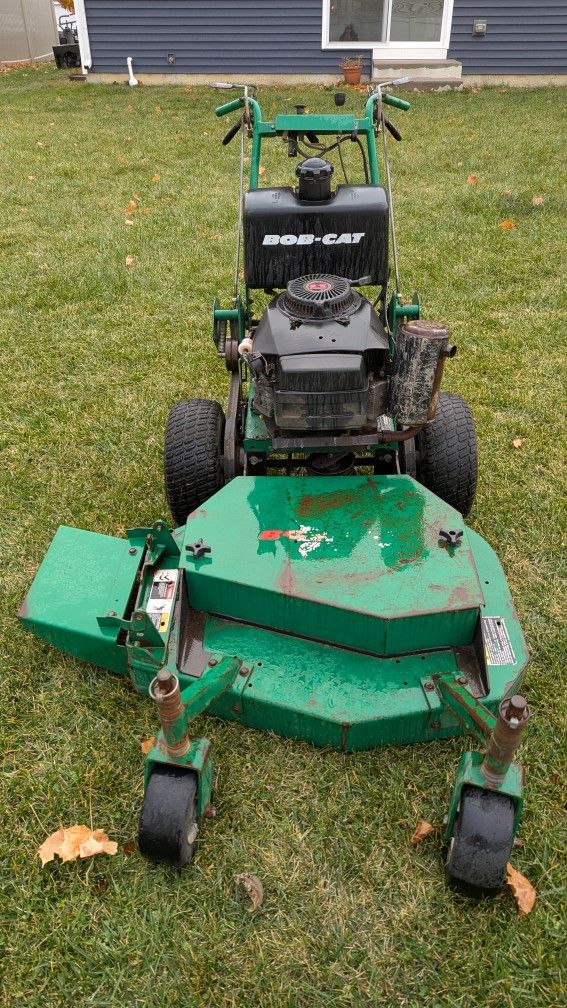 Pro lawnmower Bob-Cat with Kawasaki Engine. Twin blades. 36" wide.
$950 OBO