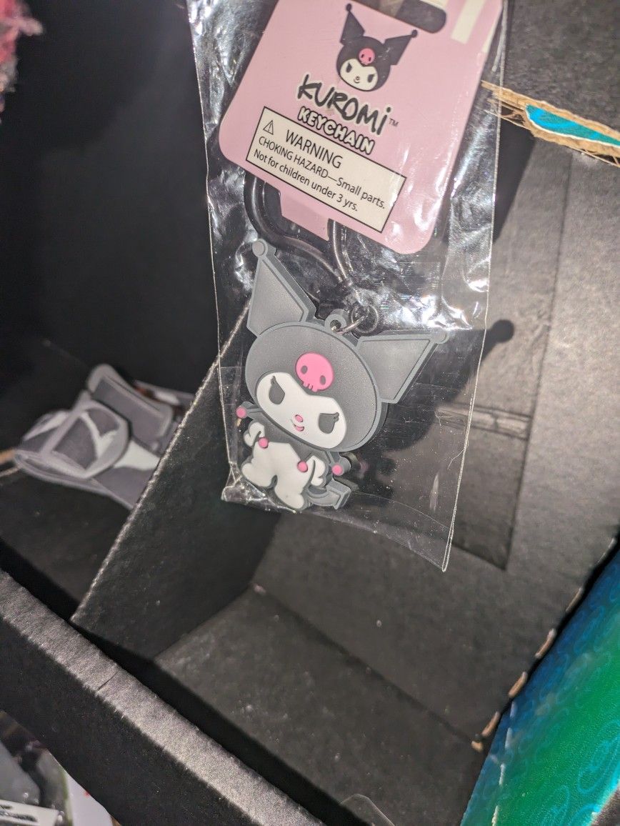 Sanrio kuromi rubber keychain 