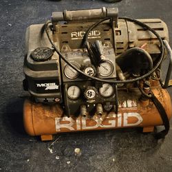 Rigid 120v jobsite compressor