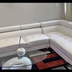 WHITE LEATHER SECTIONAL w/ Adjustable Headrests