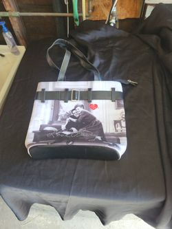 I Love Lucy Shoulder Bag