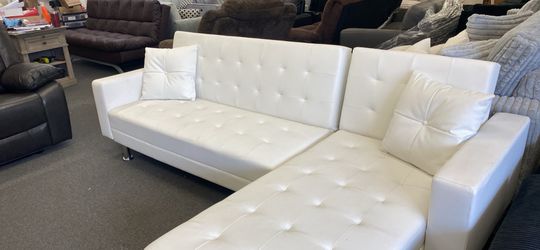 New Reversible White Leather Sectional. 99x62. Free Delivery!