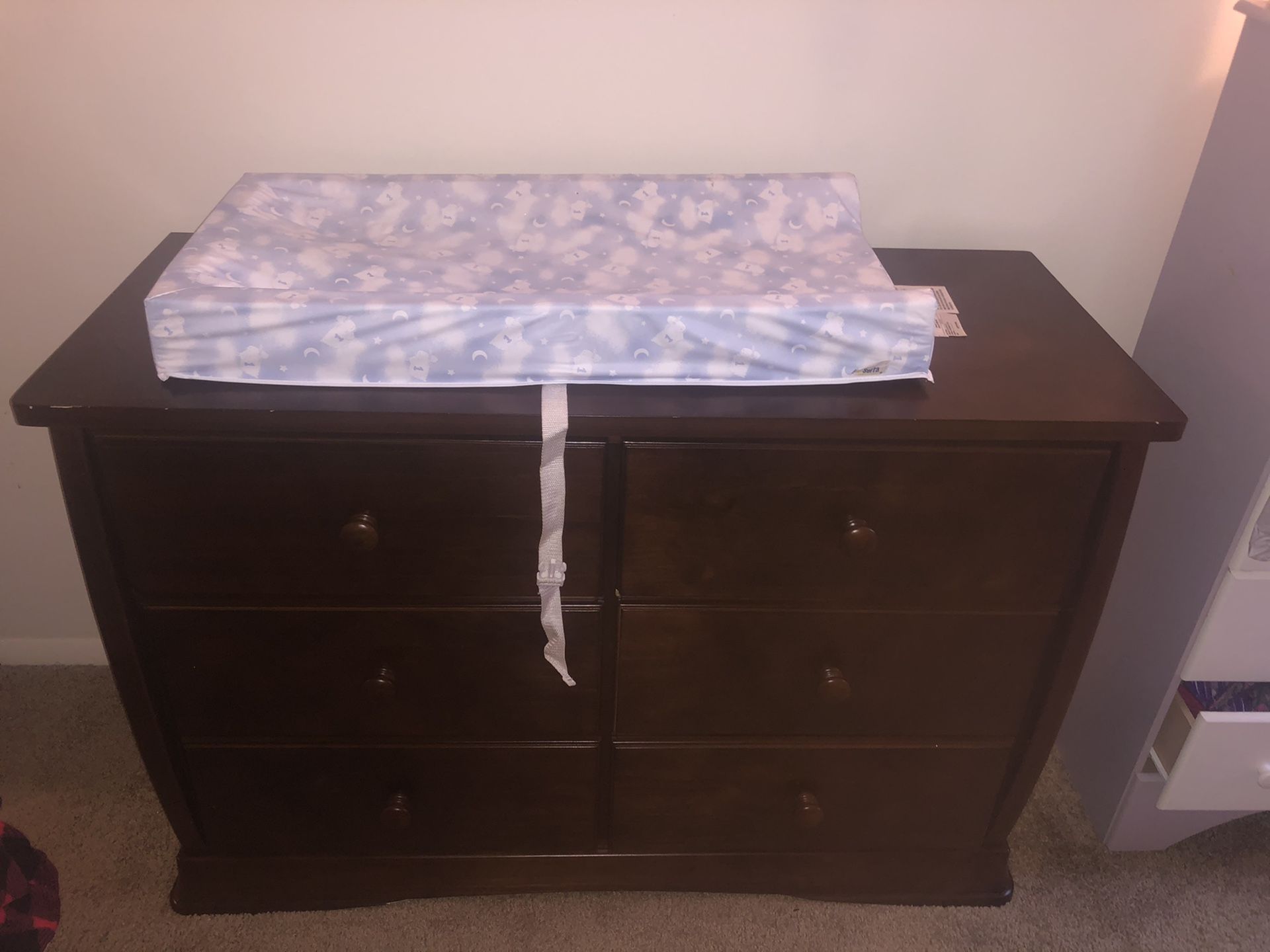 Convertible Crib bedroom set