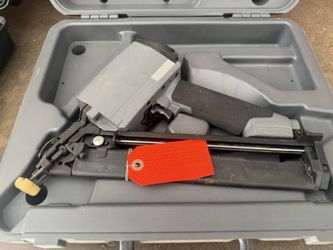 Brand New In The Box Secco Fastening  Gun 