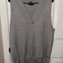 Forever 21 grey sweater vest