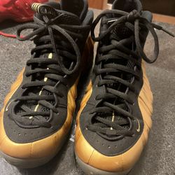 Nike Foamposites (Gold) Size 10