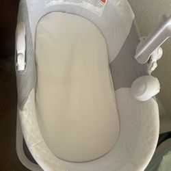 Bassinet 