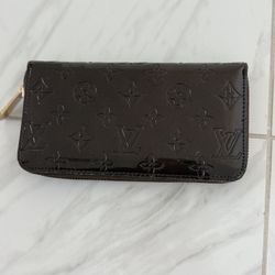 Zippy wallet
