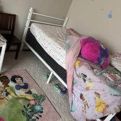 2ywin Beds With Mattress $50 A Piece 3 Months Old 