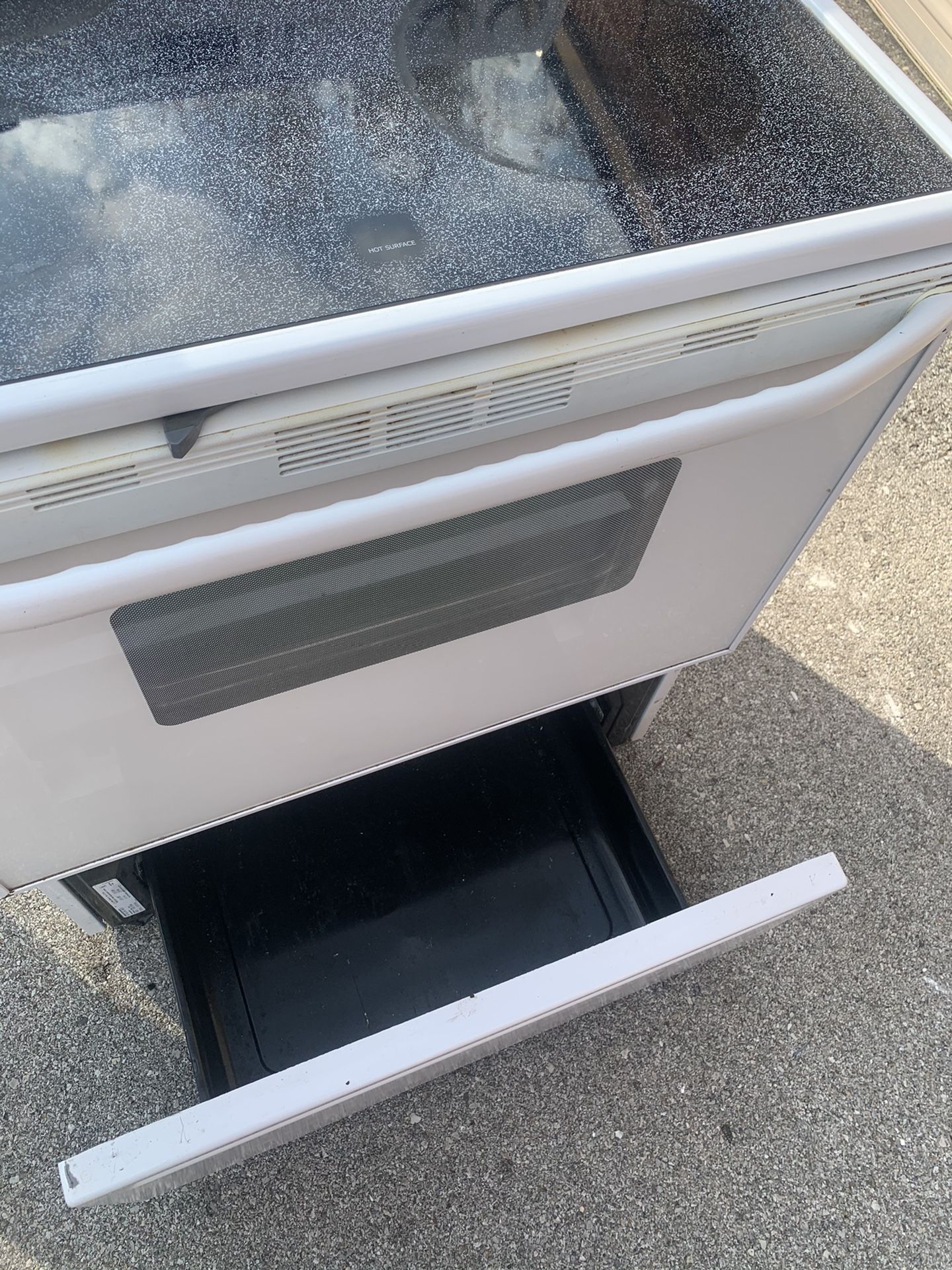 Maytag glass top stove for Sale in Indianapolis, IN OfferUp