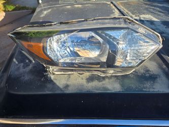 Honda HR-V OEM Headlights 16-22