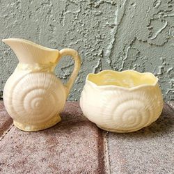Belleek Pottery Sugar Bowl And Creamer Shell Design Vintage 